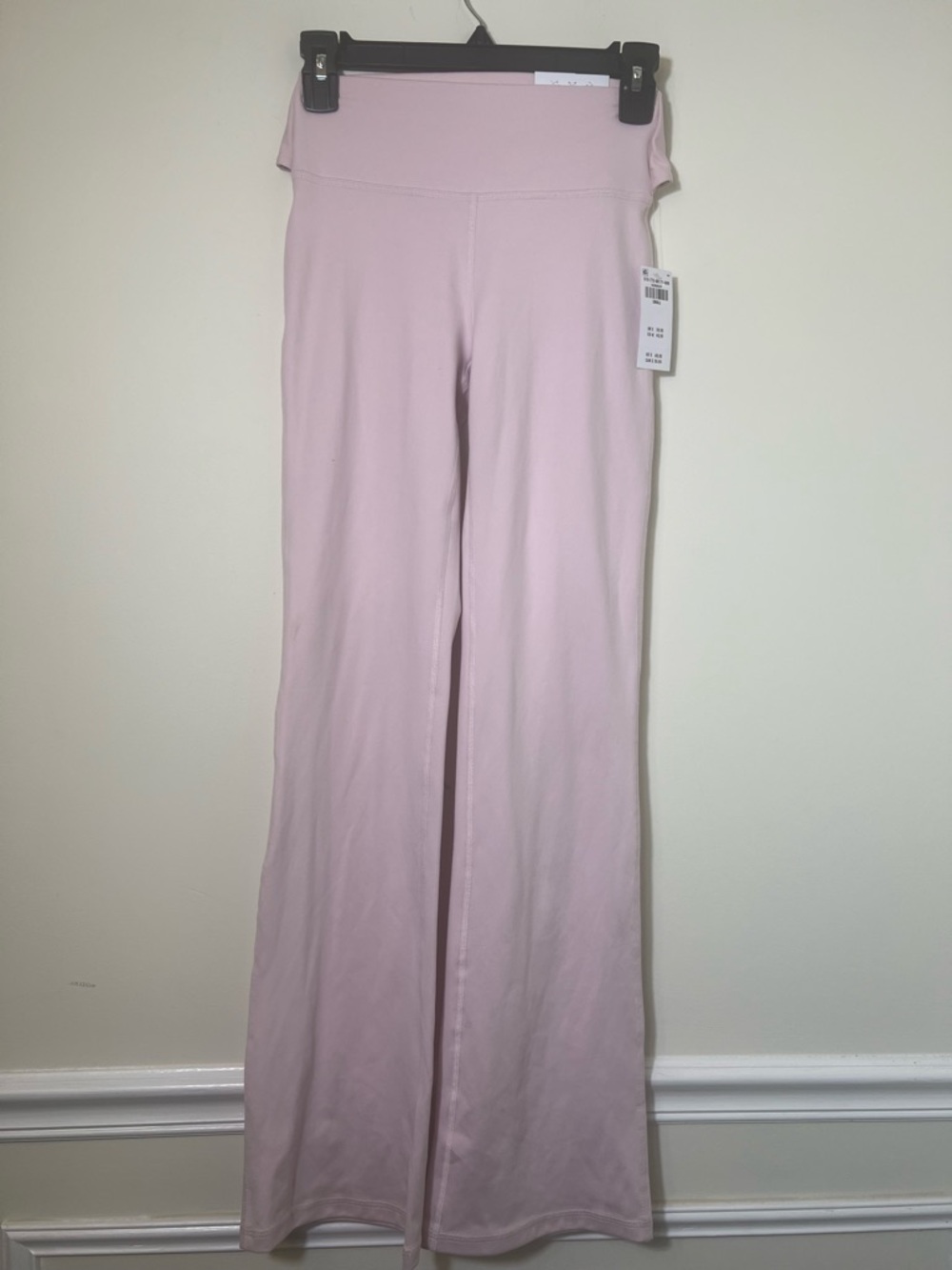 Hollister Gilly Hicks Active Recharge Tie Waist Boot Leggings - Picture 3 of 9